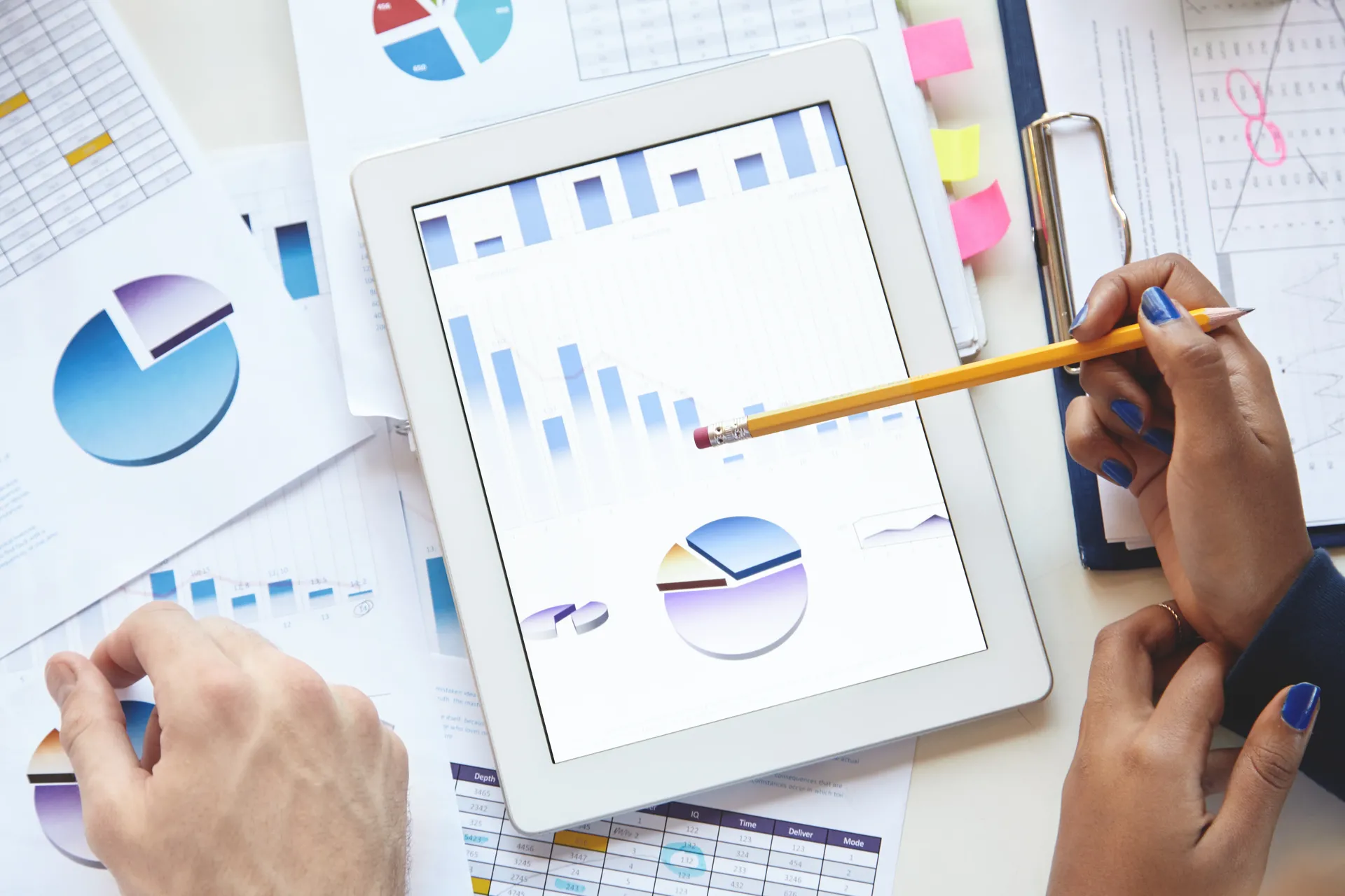 image Faster Large Scale Technical Auditsn icon illustrating enterprise SEO by Arobit Digital