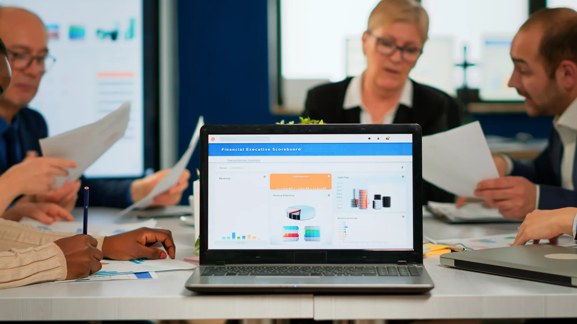 image Google Search Console and Analytics Insightsn icon illustrating enterprise SEO by Arobit Digital